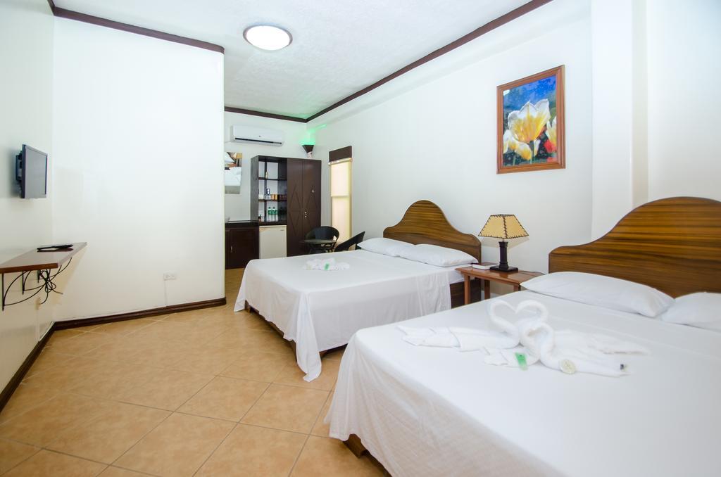 Turtle Inn Resort Manoc-Manoc Habitación foto
